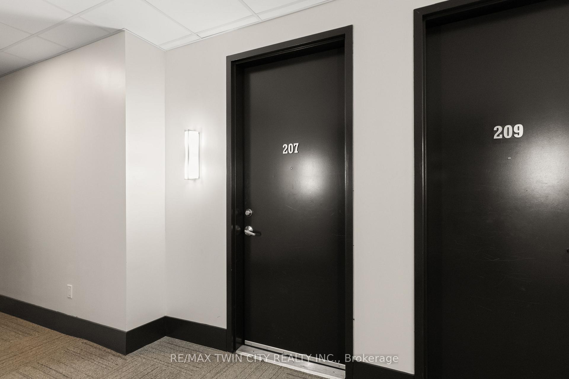 Photo 5 of Unit 207, Building A, 85 Morrell Street, Brantford, Holmesdale-Lansdowne — HOMEH
