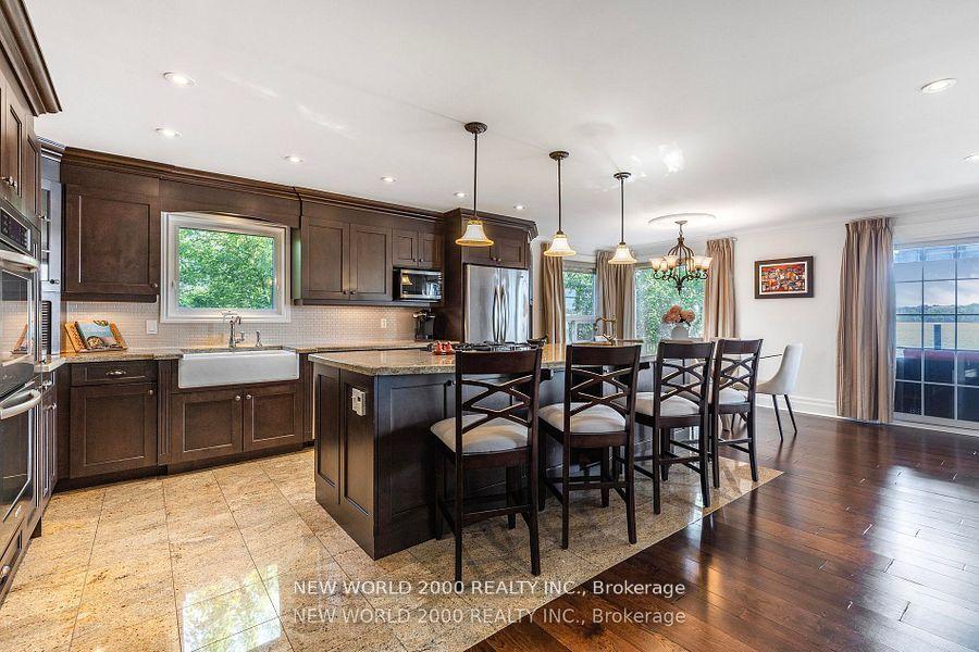 Photo 4 of 245 Lakeland Crescent, Richmond Hill, Oak Ridges Lake Wilcox — HOMEH