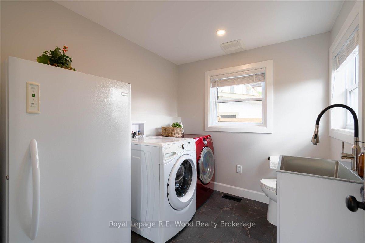 Photo 18 of 34 King Street, Tillsonburg — HOMEH