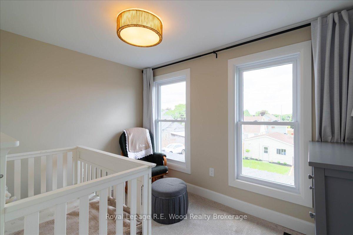 Photo 24 of 34 King Street, Tillsonburg — HOMEH