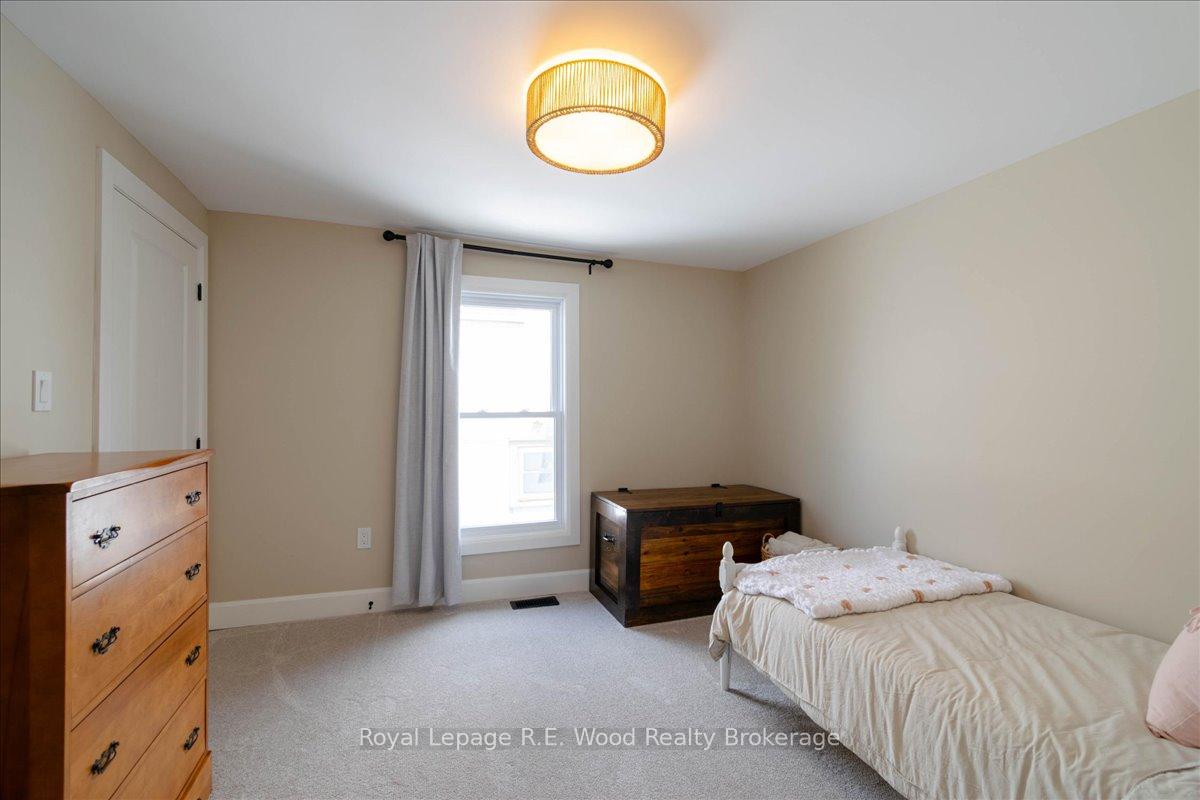 Photo 27 of 34 King Street, Tillsonburg — HOMEH