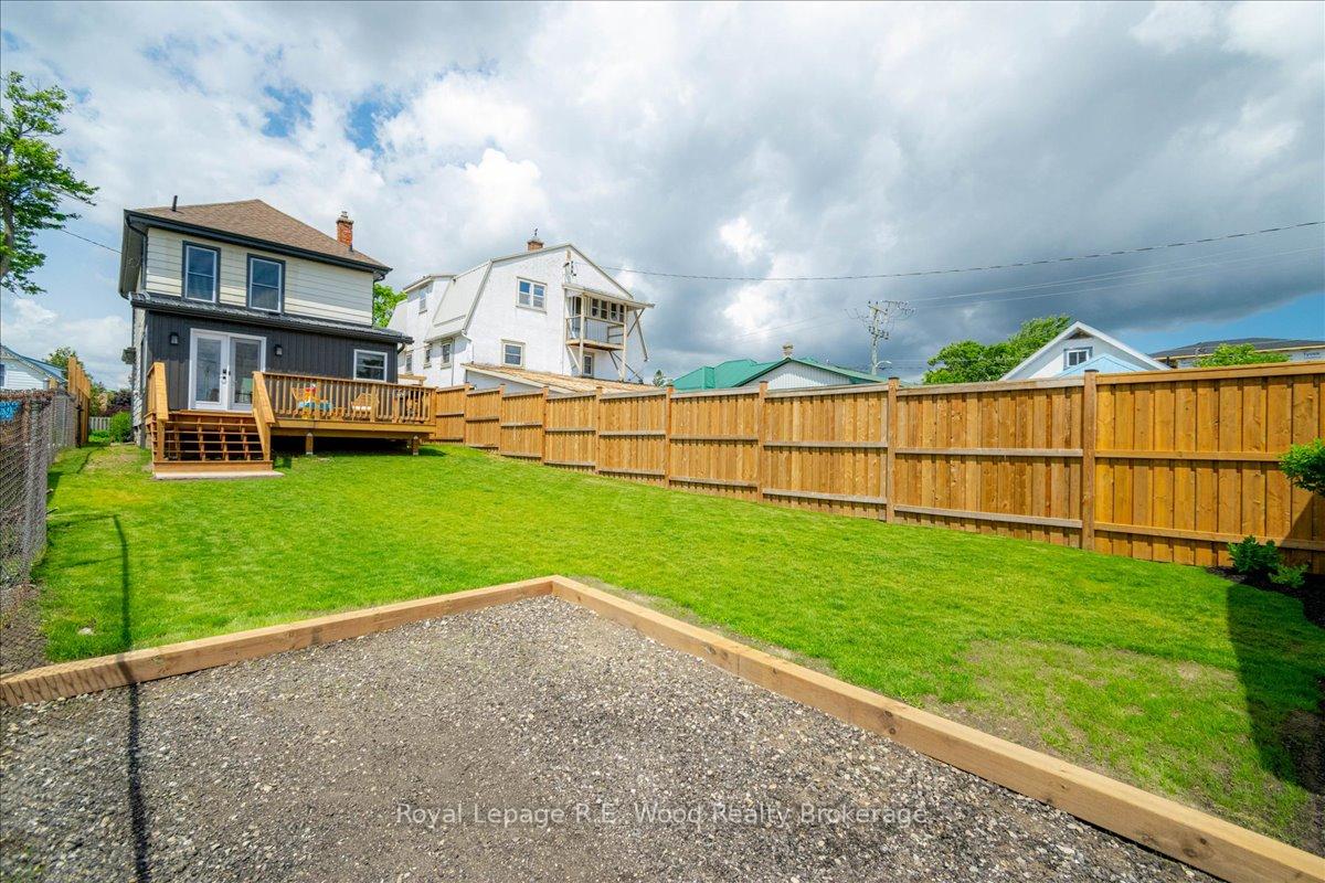 Photo 31 of 34 King Street, Tillsonburg — HOMEH