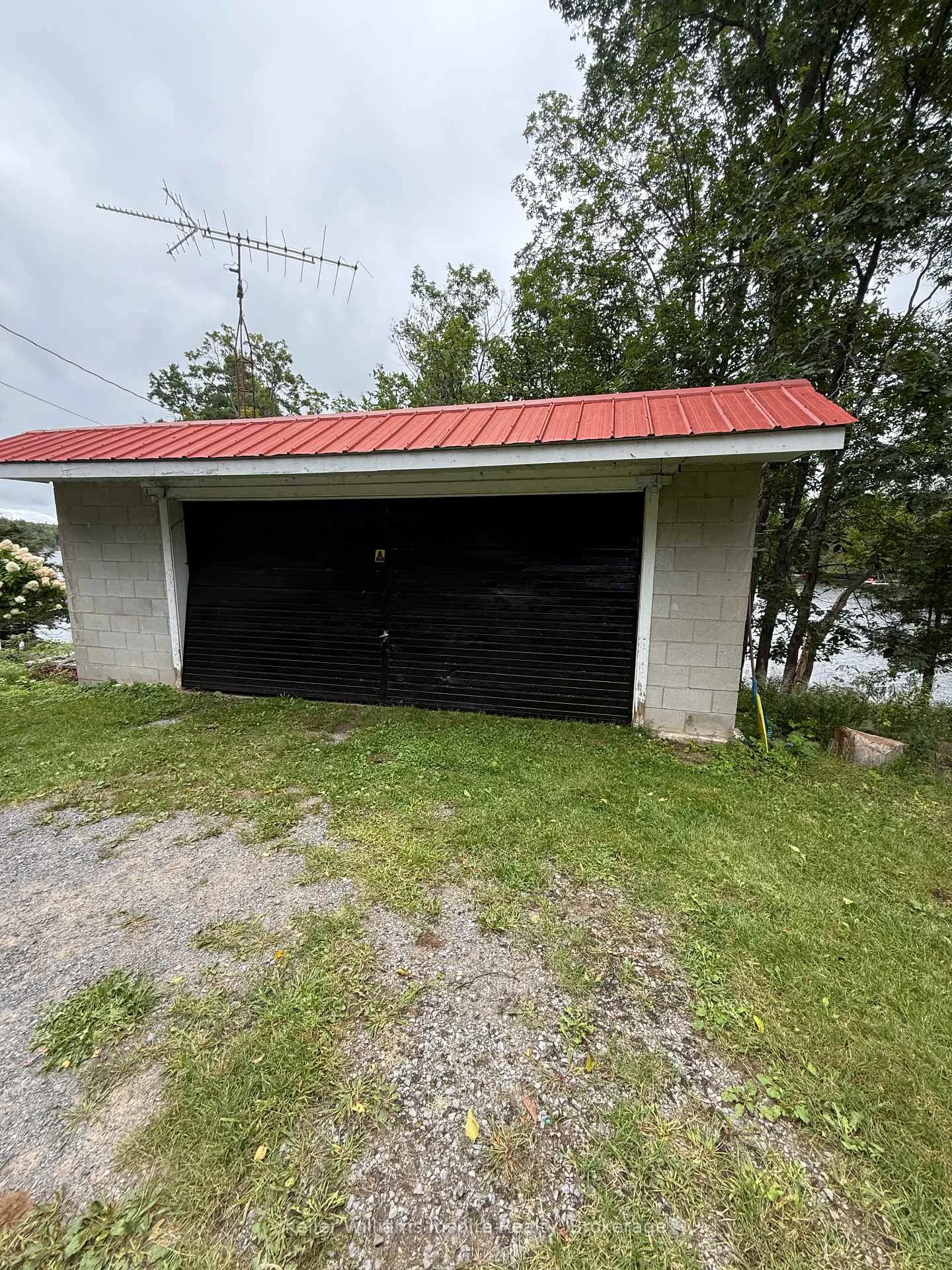 Photo 39 of 1080 Pillar Lane, Frontenac, Frontenac South — HOMEH