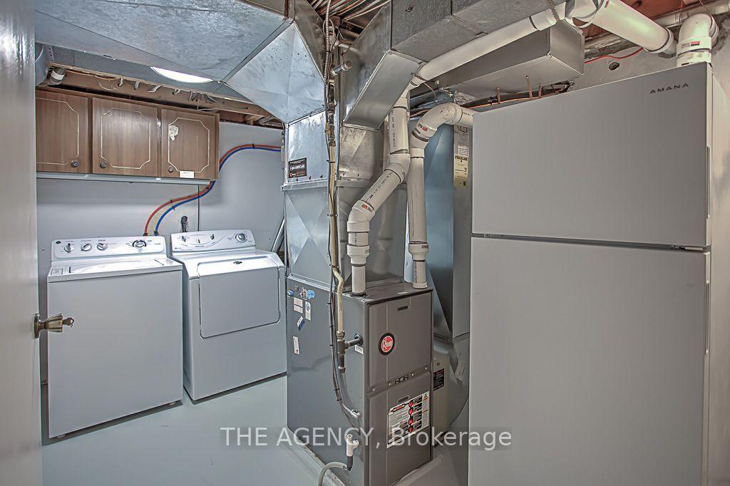 Photo 22 of 14 Wareside Road, Etobicoke, Etobicoke West Mall — HOMEH