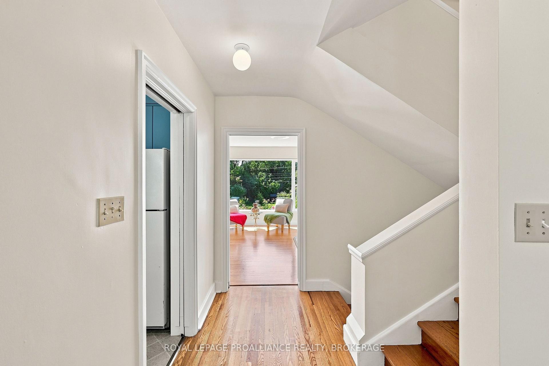 Photo 7 of 6 Grenville Crescent, Kingston, West of Sir John A. Blvd — HOMEH