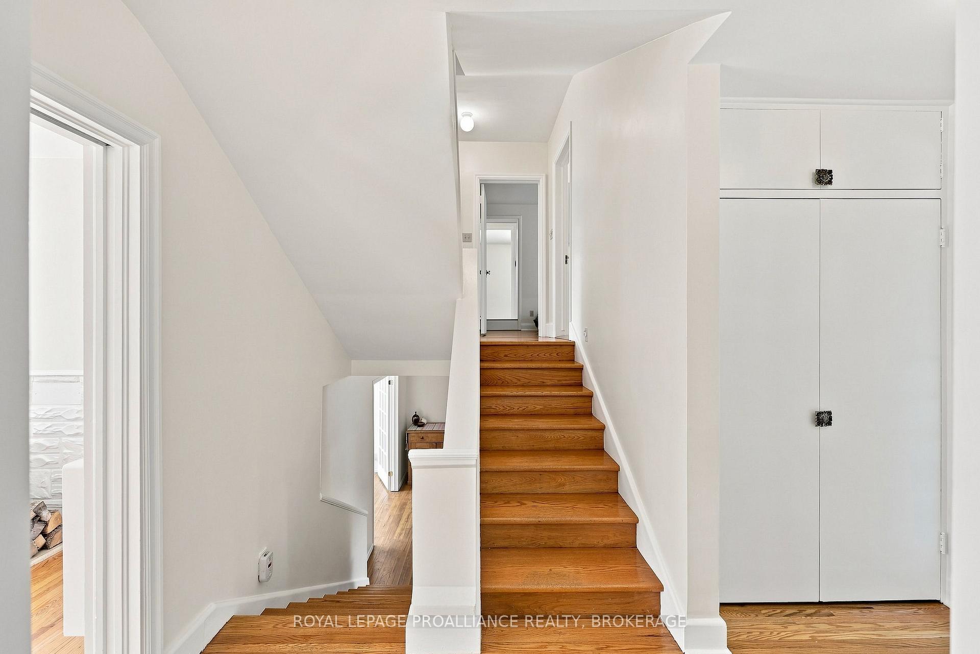Photo 19 of 6 Grenville Crescent, Kingston, West of Sir John A. Blvd — HOMEH