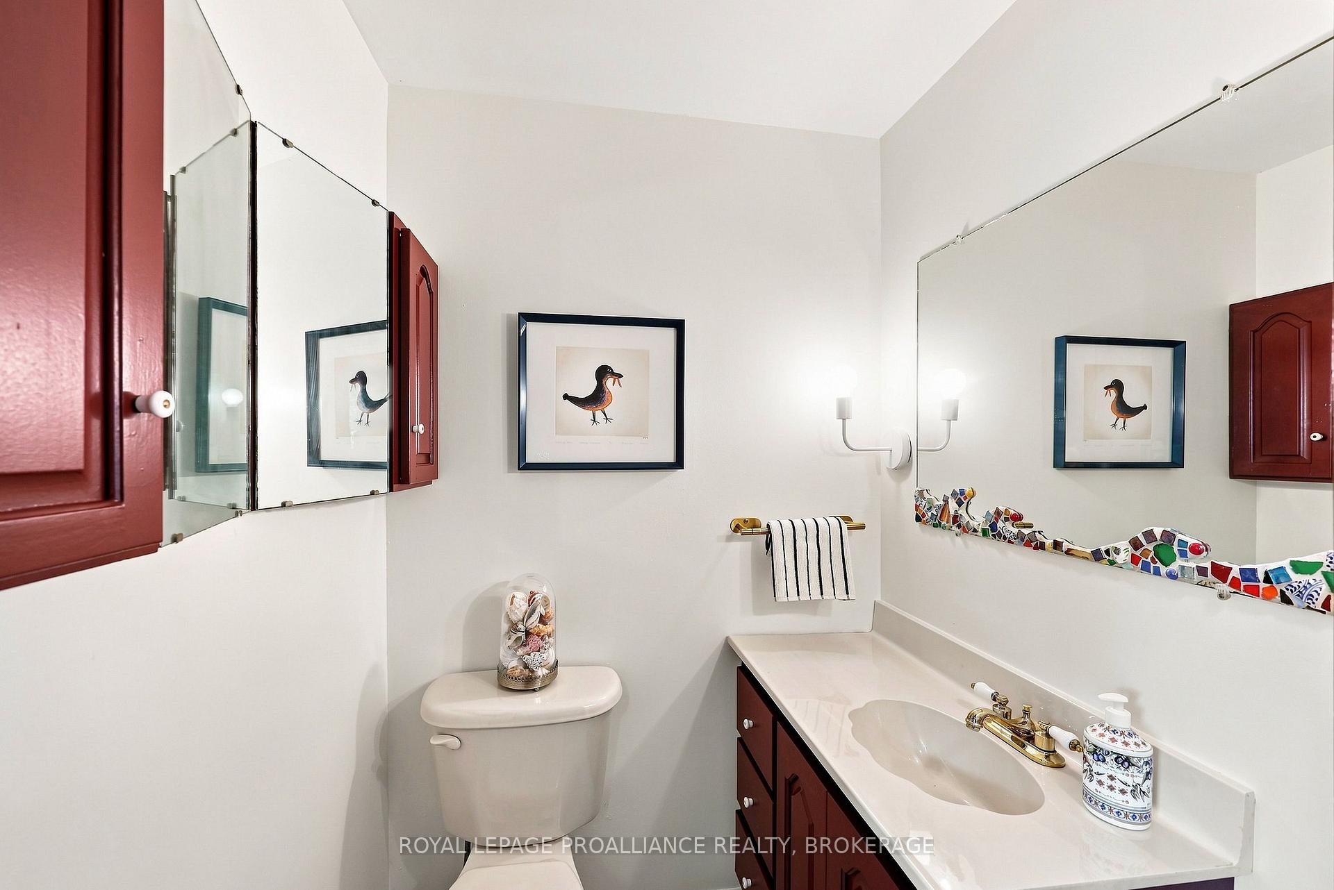Photo 25 of 6 Grenville Crescent, Kingston, West of Sir John A. Blvd — HOMEH