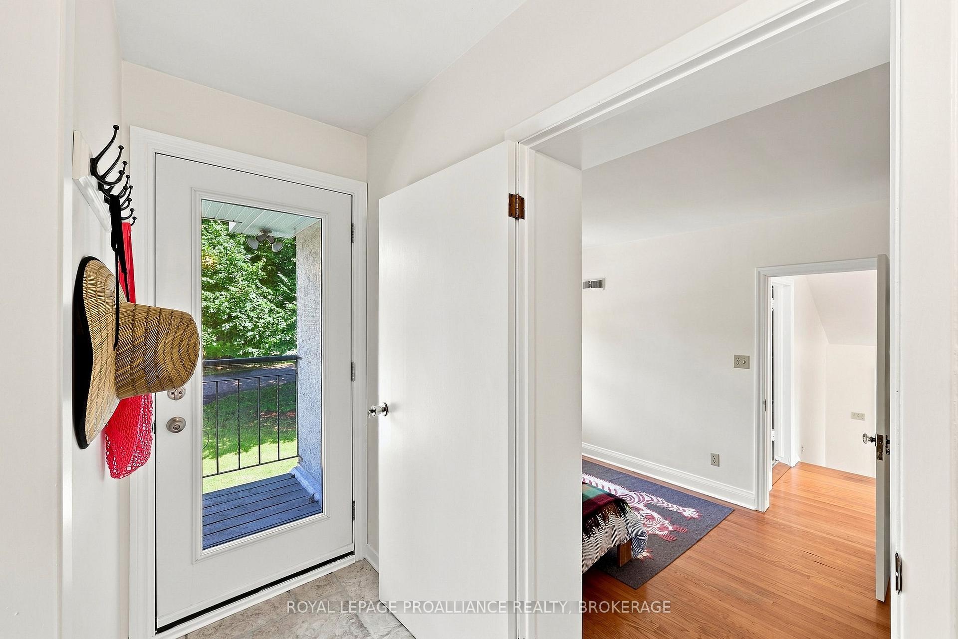 Photo 27 of 6 Grenville Crescent, Kingston, West of Sir John A. Blvd — HOMEH