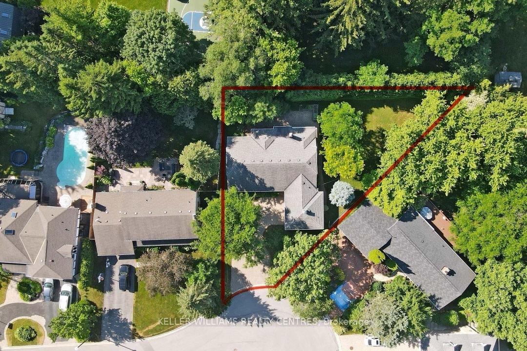 Photo of 27 Hawthorne Lane