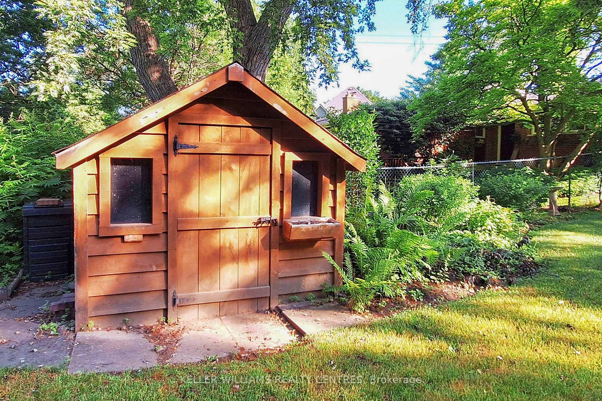 Photo 31 of 27 Hawthorne Lane, Aurora, Aurora Village — HOMEH