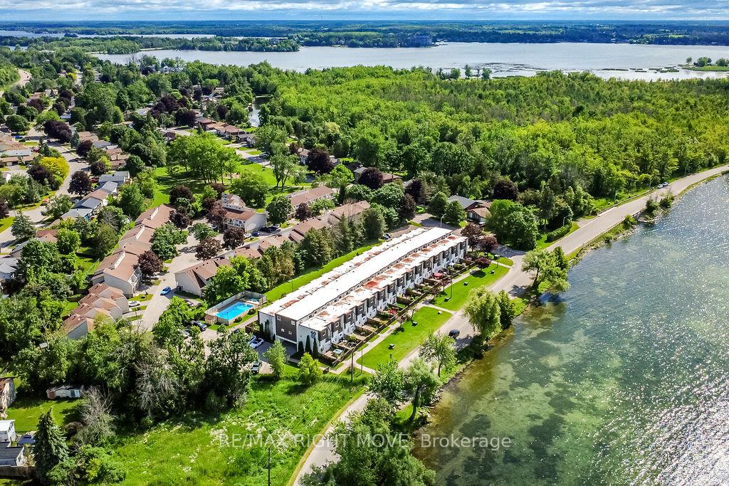 Photo 6 of Unit 31, 12 Lankin Boulevard, Orillia — HOMEH