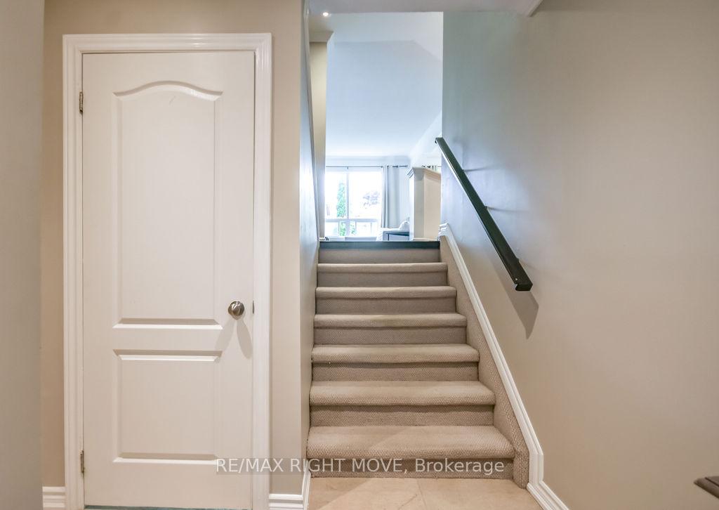 Photo 9 of Unit 31, 12 Lankin Boulevard, Orillia — HOMEH