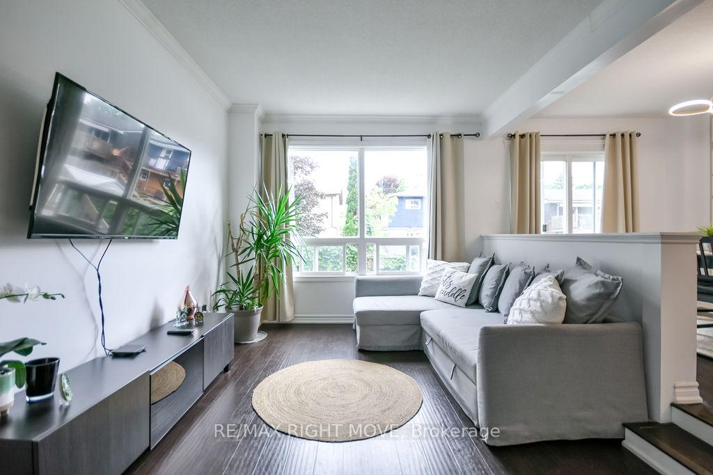 Photo 11 of Unit 31, 12 Lankin Boulevard, Orillia — HOMEH