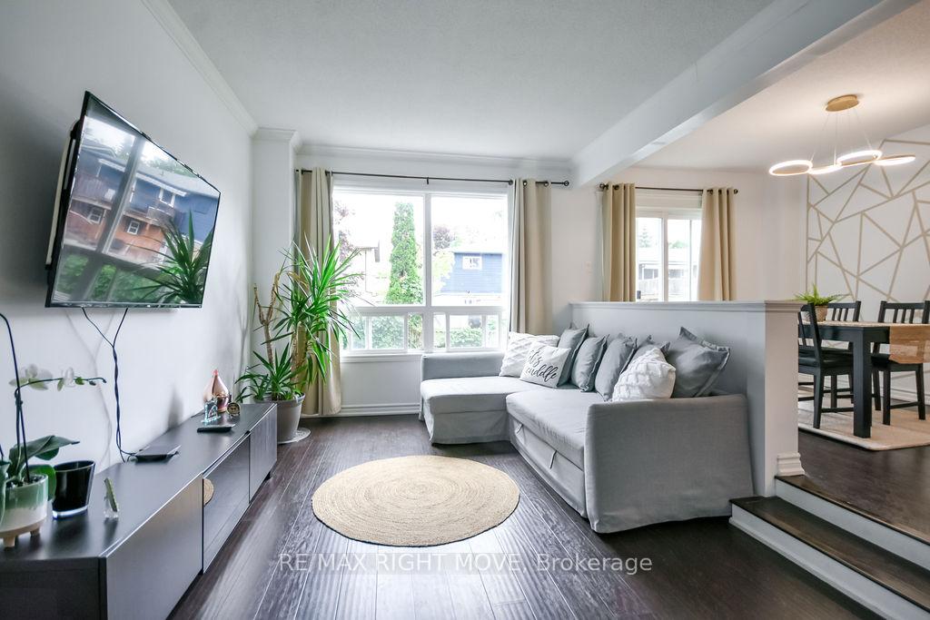 Photo 14 of Unit 31, 12 Lankin Boulevard, Orillia — HOMEH