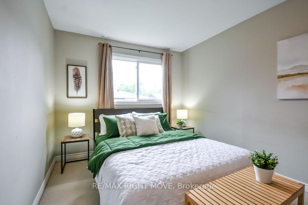 Photo 32 of Unit 31, 12 Lankin Boulevard, Orillia — HOMEH