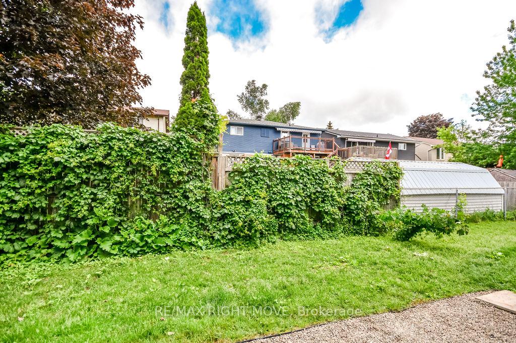 Photo 36 of Unit 31, 12 Lankin Boulevard, Orillia — HOMEH