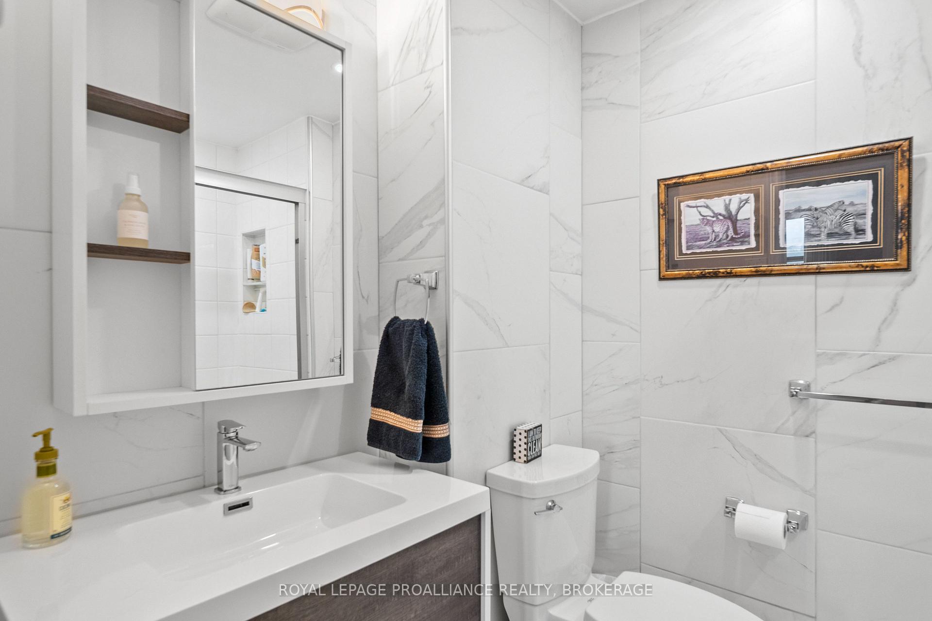 Photo 35 of Unit 1401, 1000 King Street W, Kingston, Central City West — HOMEH