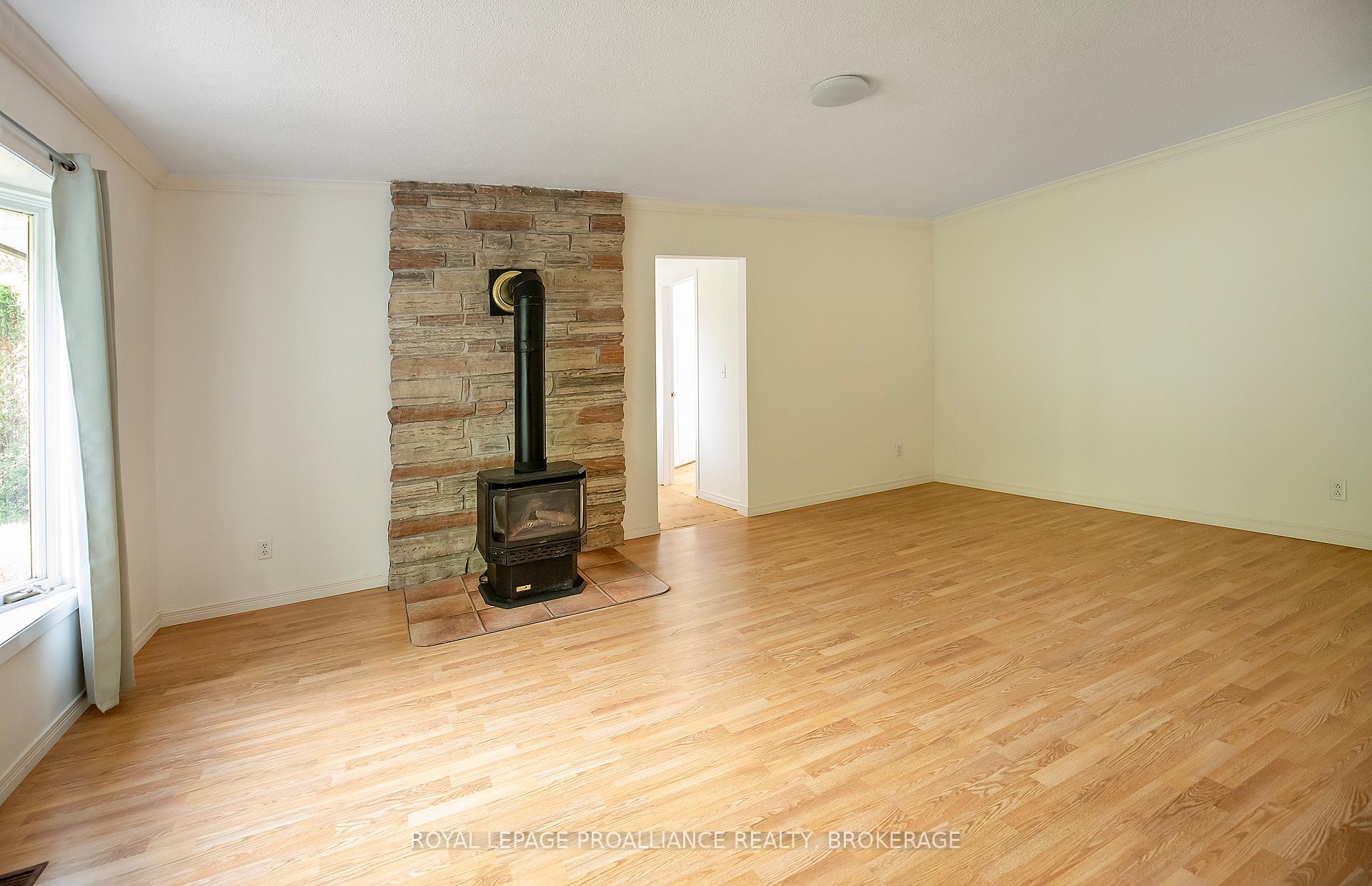 Photo 8 of 4502 Red Maple Lane, Frontenac, Frontenac South — HOMEH
