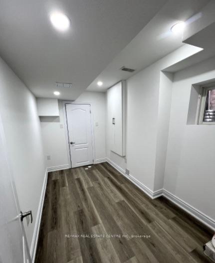 Photo 12 of Unit Basement Unit, 20 Quinton Ridge, Brampton, Bram West — HOMEH