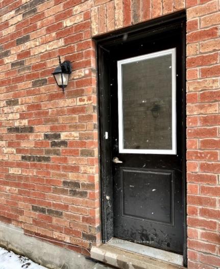 Photo 16 of Unit Basement Unit, 20 Quinton Ridge, Brampton, Bram West — HOMEH