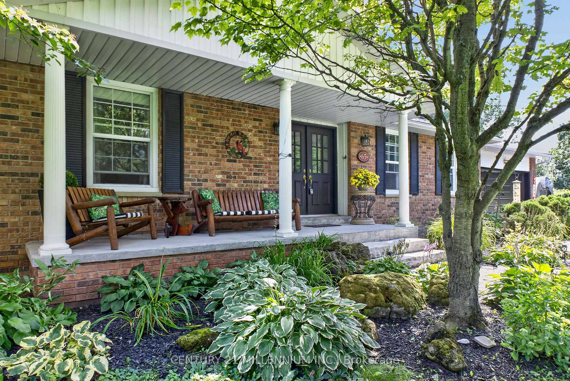 Photo 2 of 65 Maplewood Drive, Amaranth, Rural Amaranth — HOMEH