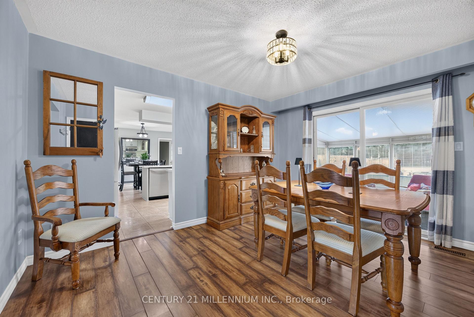 Photo 23 of 65 Maplewood Drive, Amaranth, Rural Amaranth — HOMEH