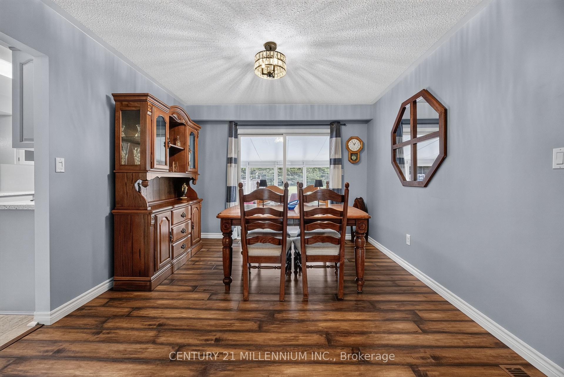 Photo 24 of 65 Maplewood Drive, Amaranth, Rural Amaranth — HOMEH