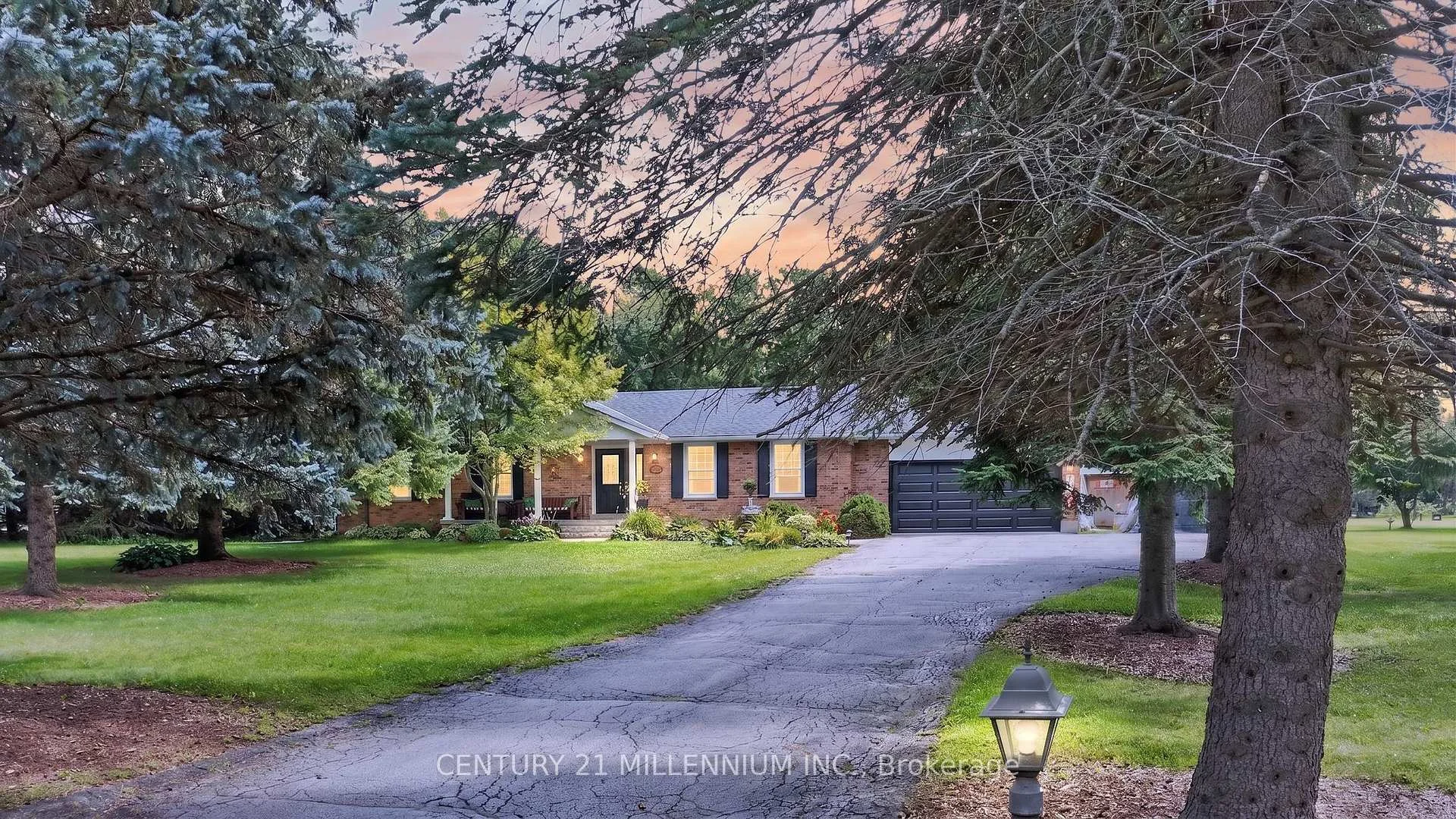 Photo 5 of 65 Maplewood Drive, Amaranth, Rural Amaranth — HOMEH