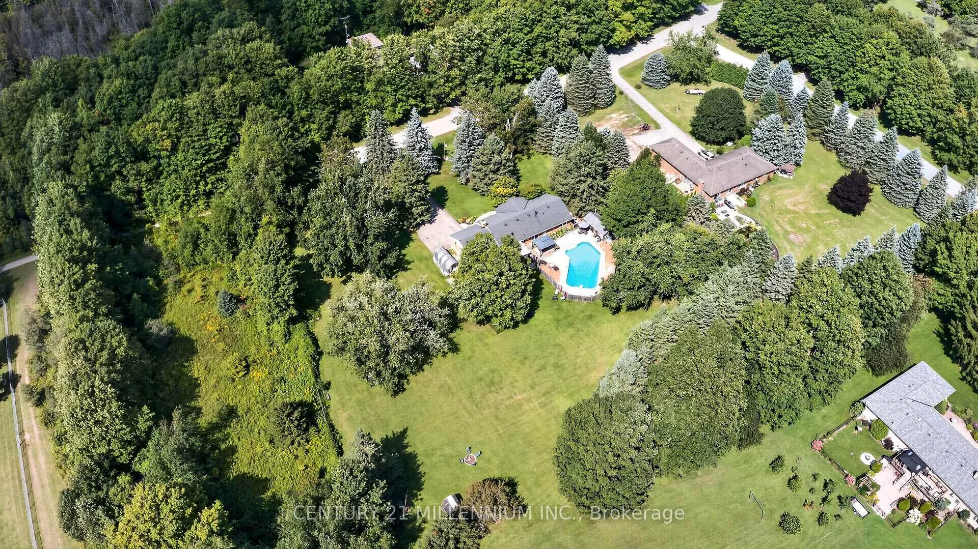 Photo 58 of 65 Maplewood Drive, Amaranth, Rural Amaranth — HOMEH