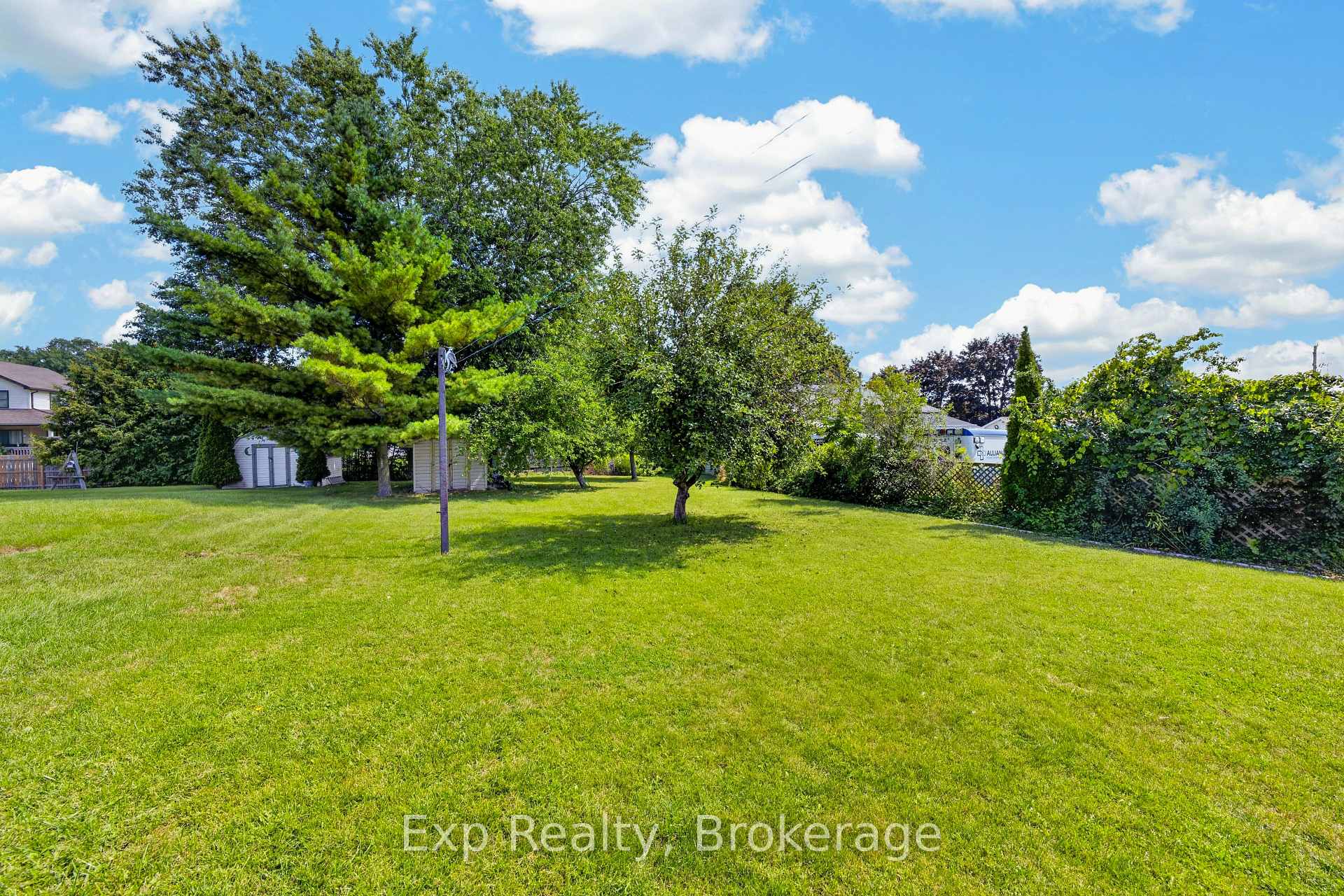Photo 23 of 59 Avondale Road, Belleville, Belleville Ward — HOMEH