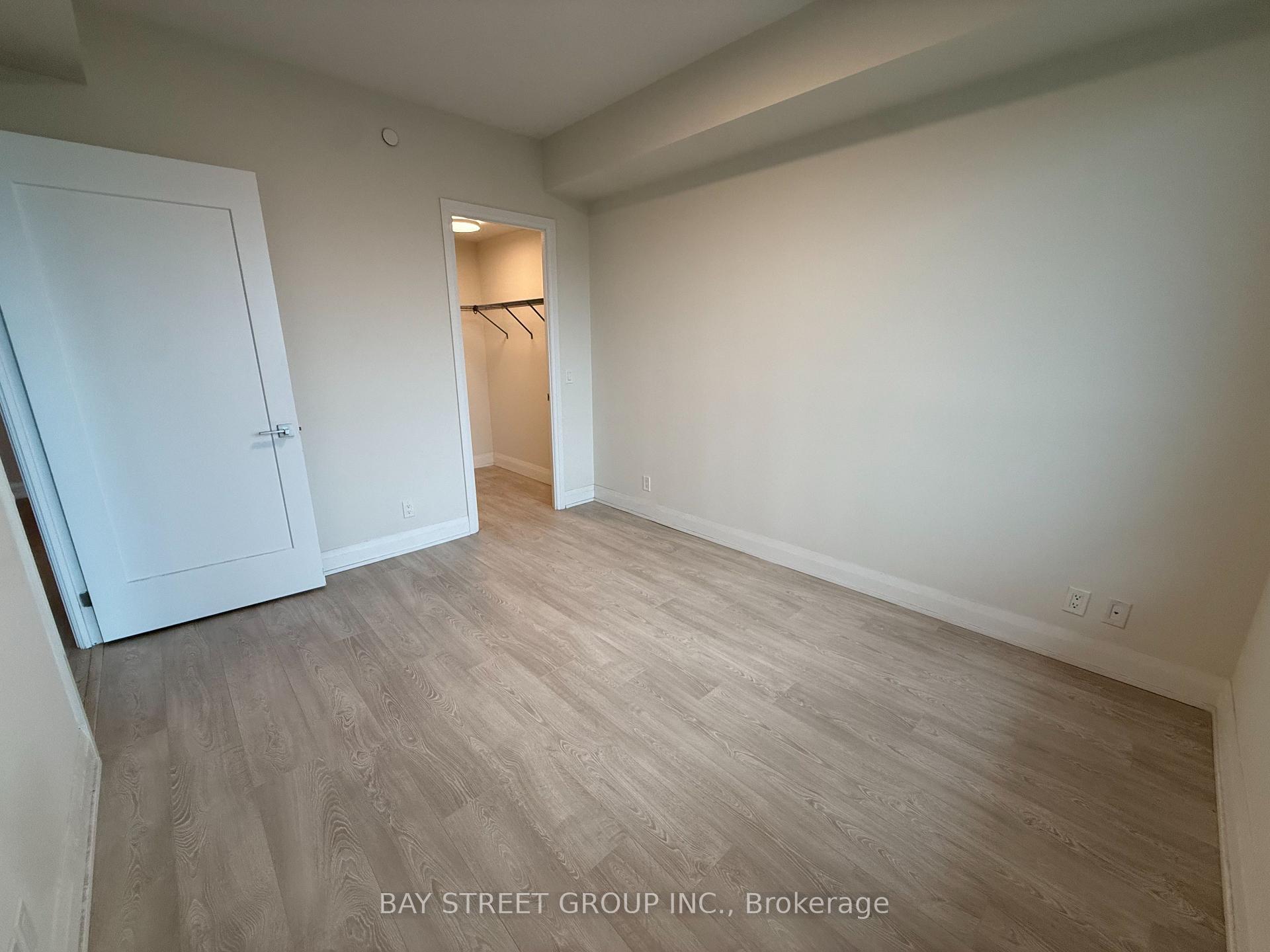 Photo 5 of Unit 3201, 18 Water Walk Drive, Markham, Unionville — HOMEH