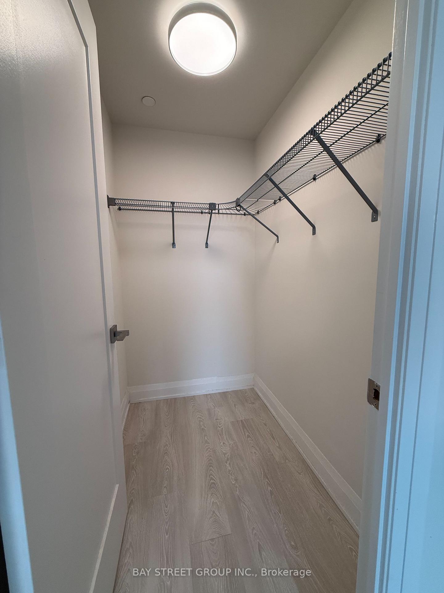 Photo 6 of Unit 3201, 18 Water Walk Drive, Markham, Unionville — HOMEH