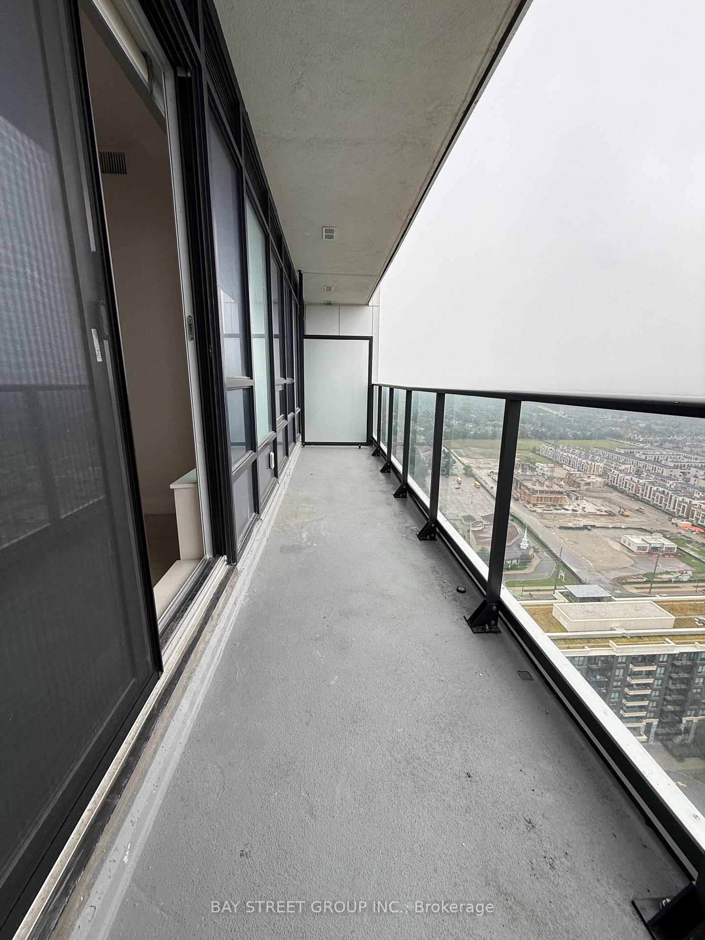 Photo 7 of Unit 3201, 18 Water Walk Drive, Markham, Unionville — HOMEH