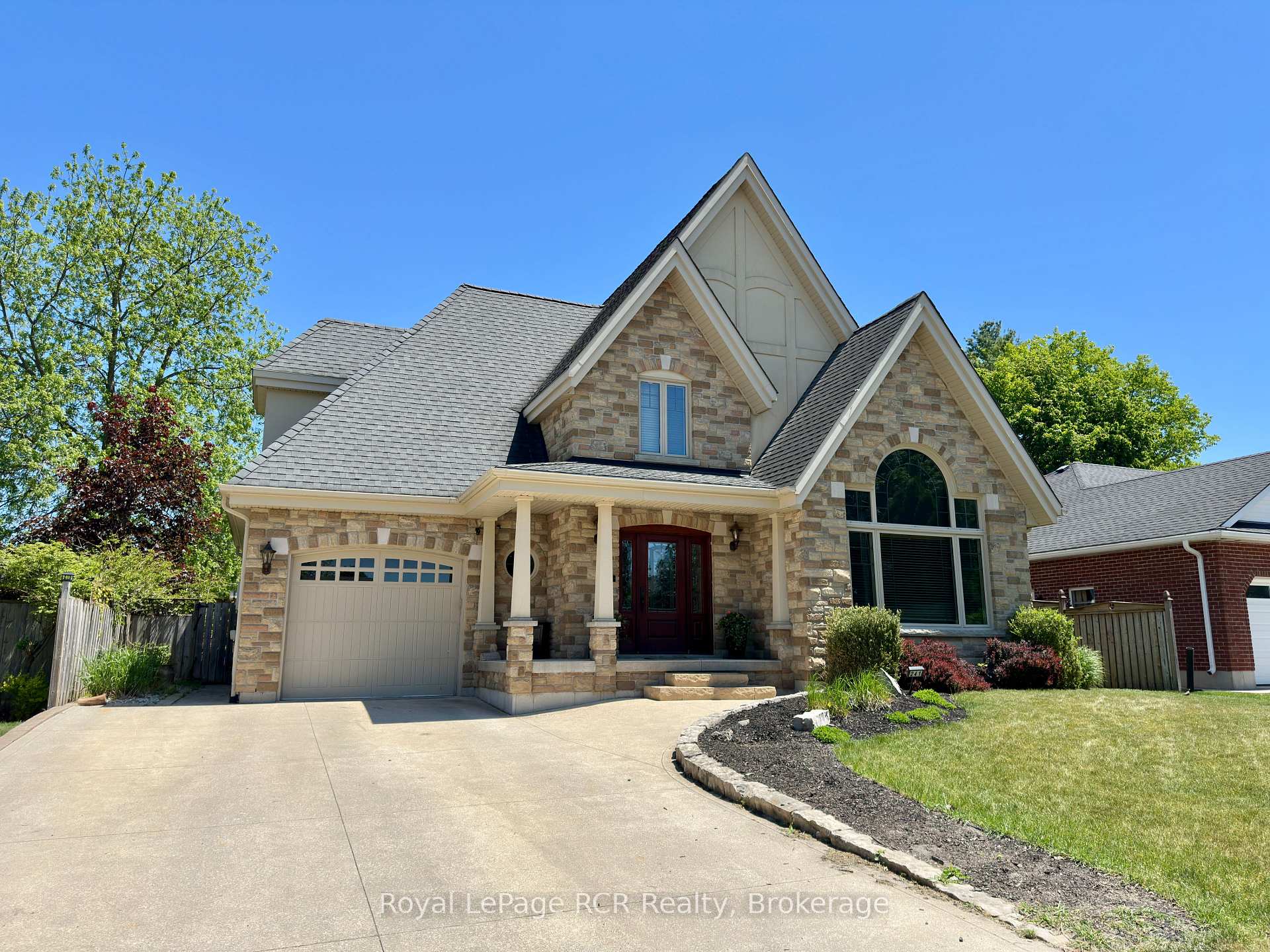 Photo of 241 4th Street Crescent