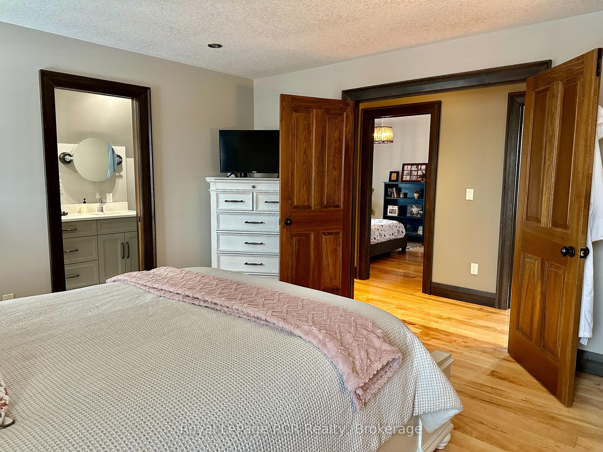 Photo 34 of 241 4th Street Crescent, Hanover — HOMEH