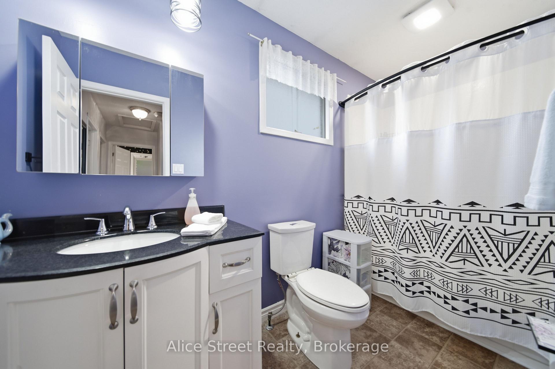 Photo 20 of 5 Glenbrook Drive, Guelph, Victoria North — HOMEH