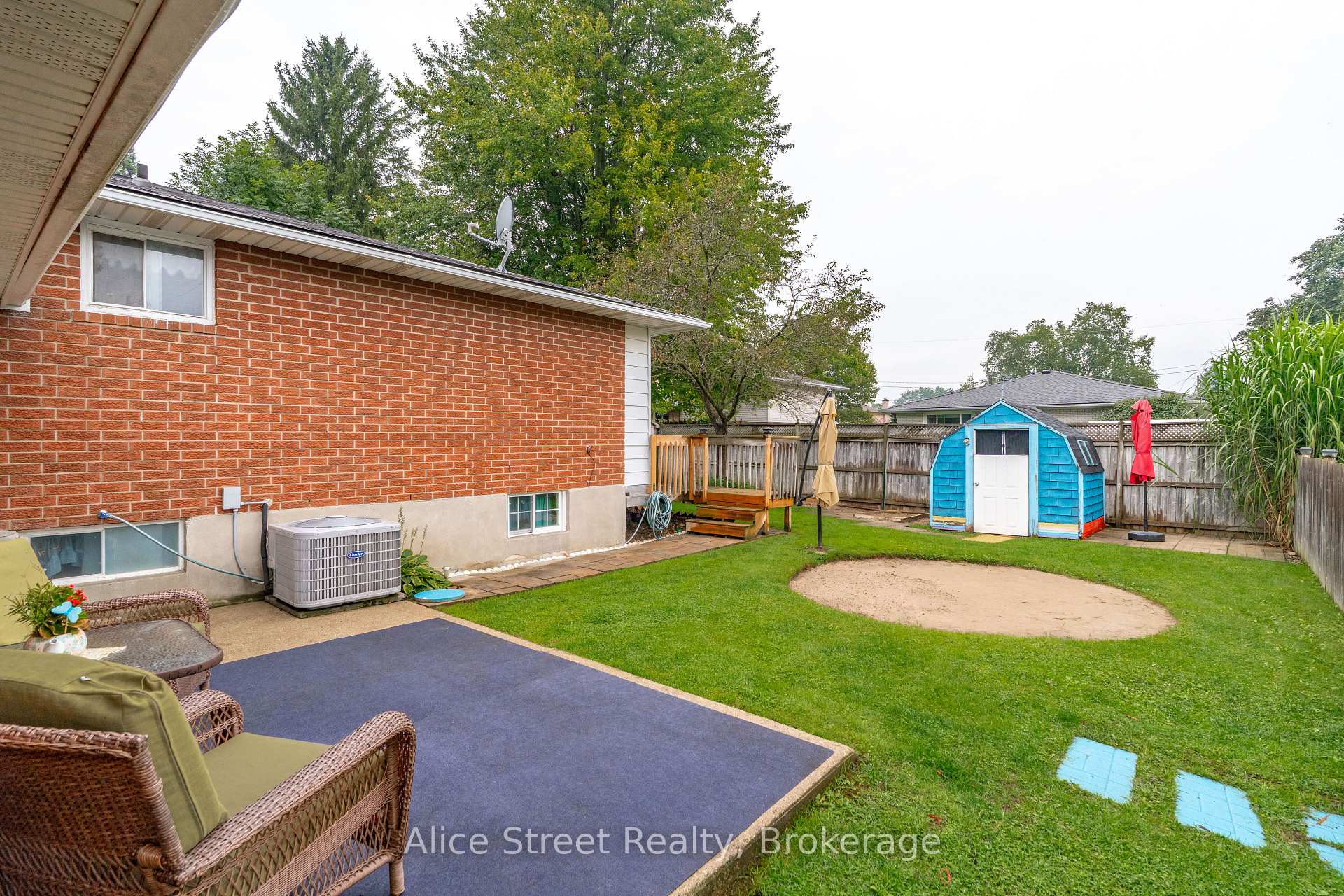 Photo 31 of 5 Glenbrook Drive, Guelph, Victoria North — HOMEH