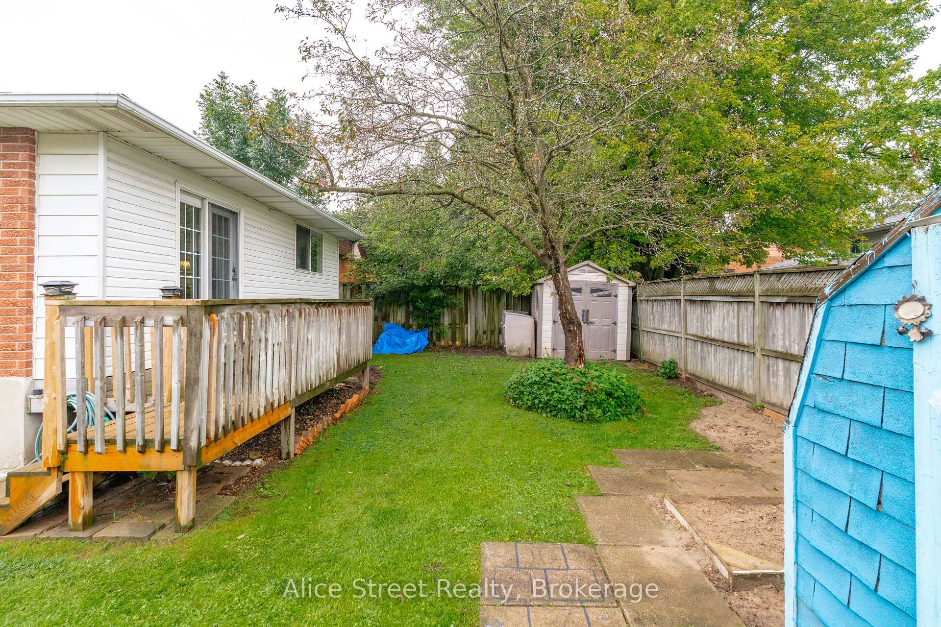 Photo 35 of 5 Glenbrook Drive, Guelph, Victoria North — HOMEH