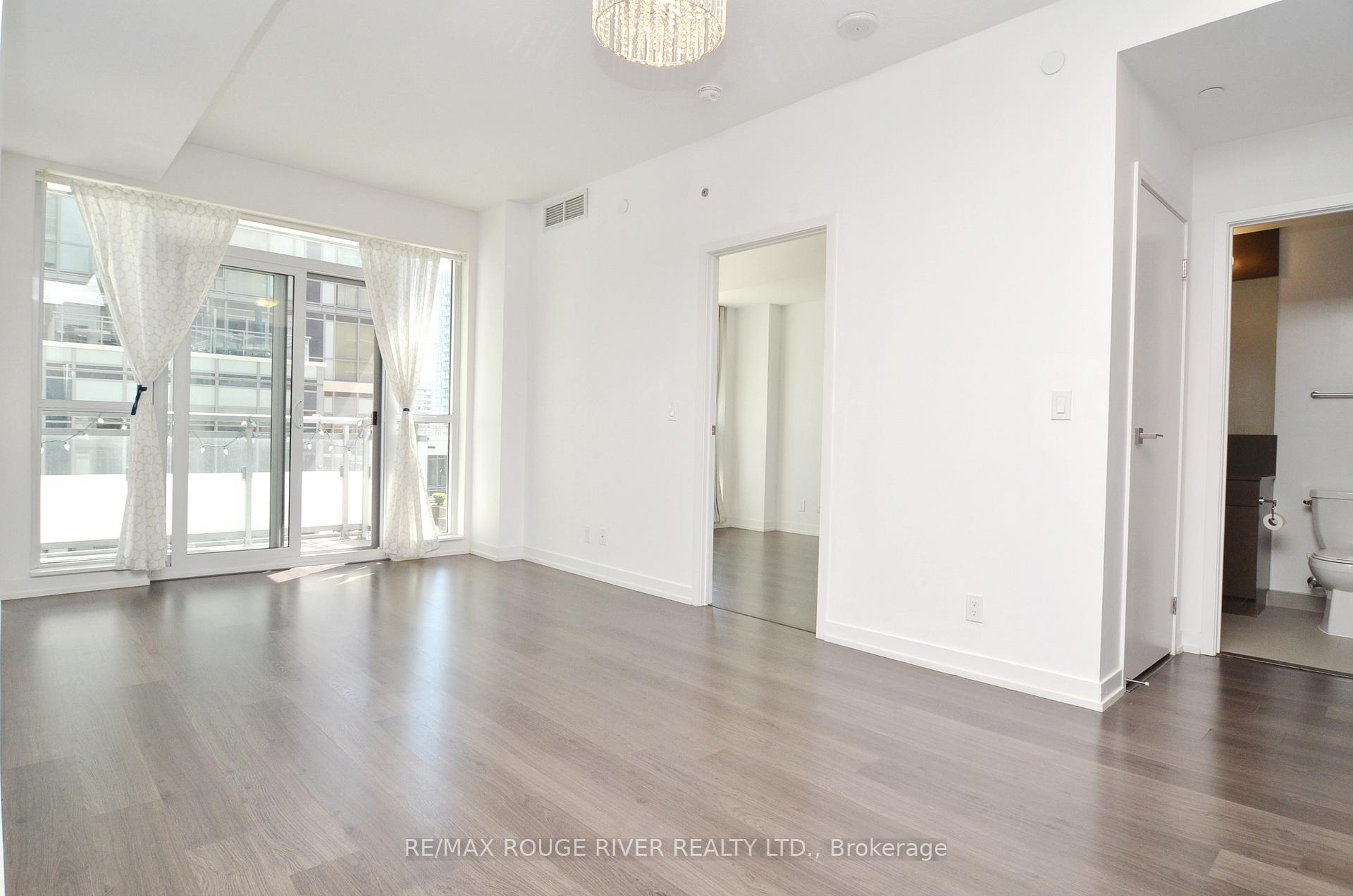 Photo 6 of Unit 509, 89 Dunfield Avenue, Toronto, Mount Pleasant West — HOMEH