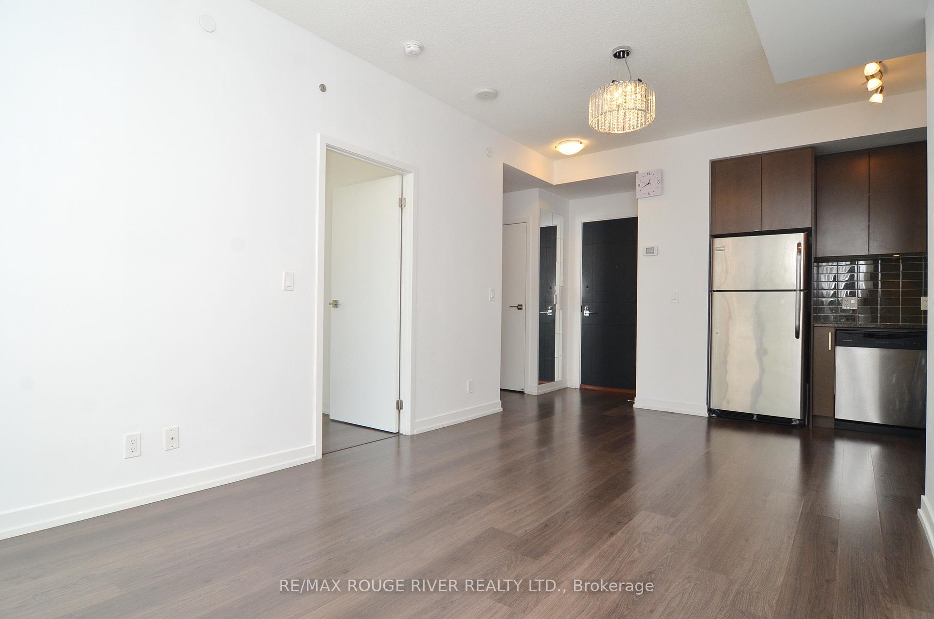 Photo 7 of Unit 509, 89 Dunfield Avenue, Toronto, Mount Pleasant West — HOMEH