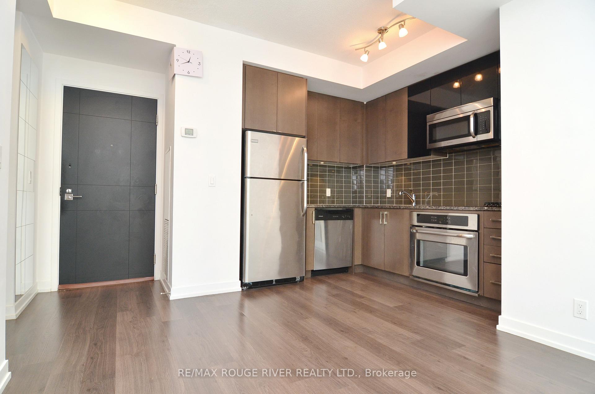 Photo 9 of Unit 509, 89 Dunfield Avenue, Toronto, Mount Pleasant West — HOMEH