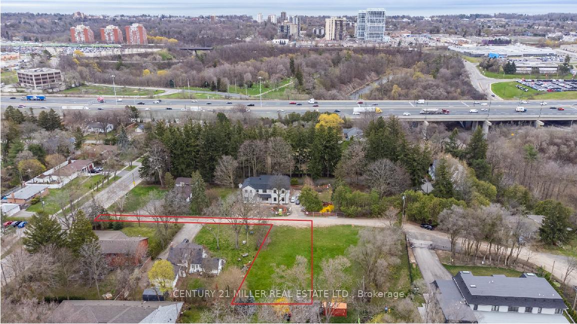 Photo 5 of 1066 Sixth Line, Oakville, College Park — HOMEH