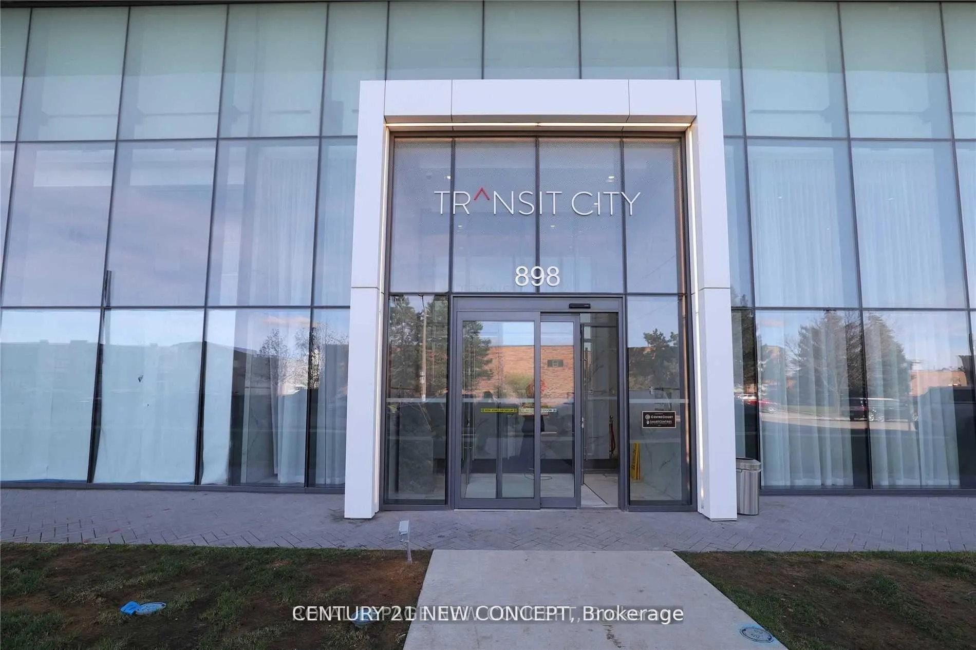 Front of Unit 5205, 898 Portage Parkway