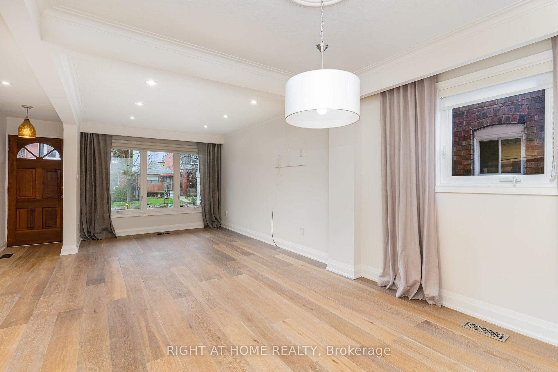 Photo 2 of 147 Ascot Avenue, Toronto, Corso Italia-Davenport — HOMEH