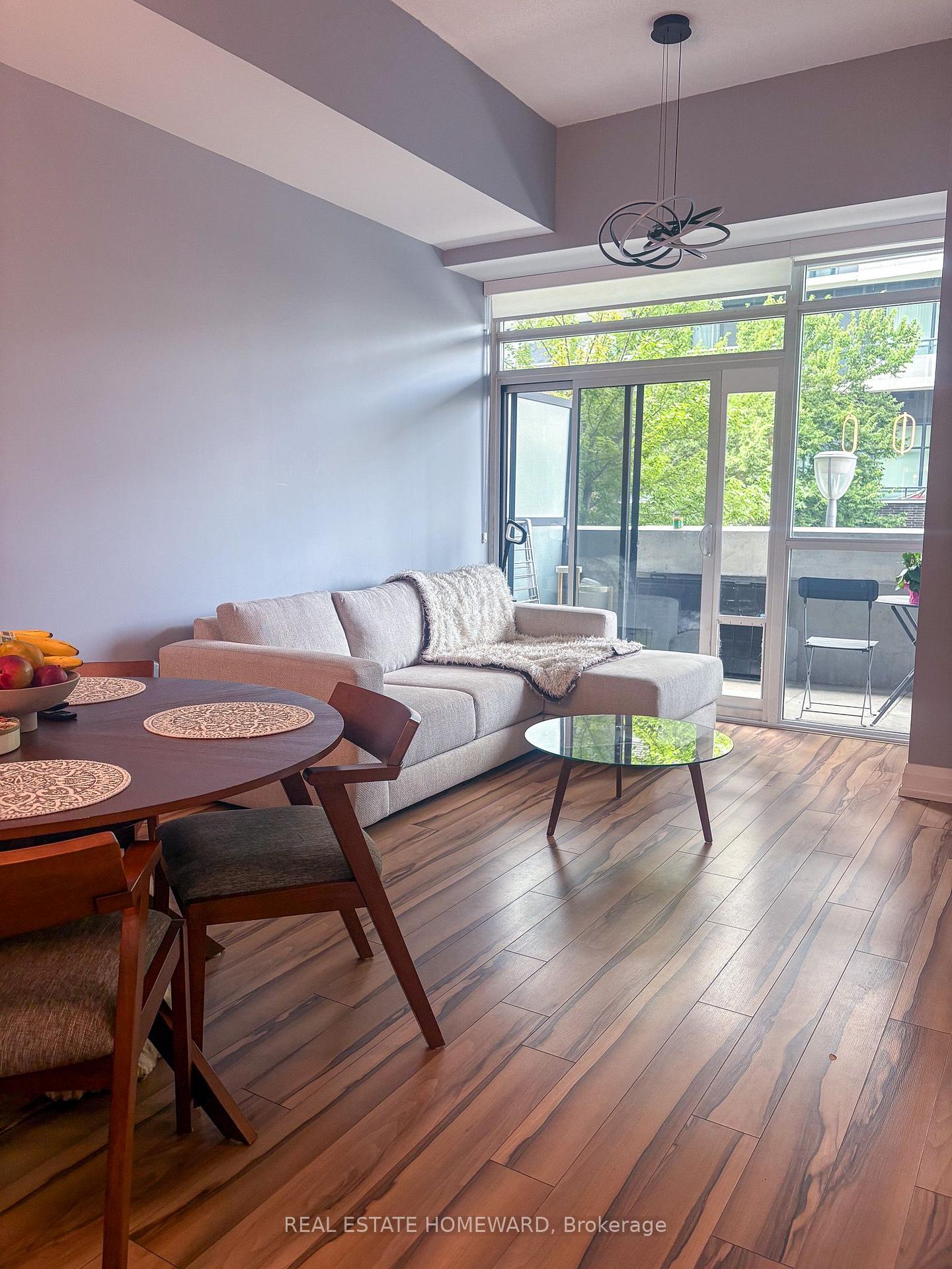 Photo 4 of Unit 101, 85 The Donway, North York, Banbury-Don Mills — HOMEH