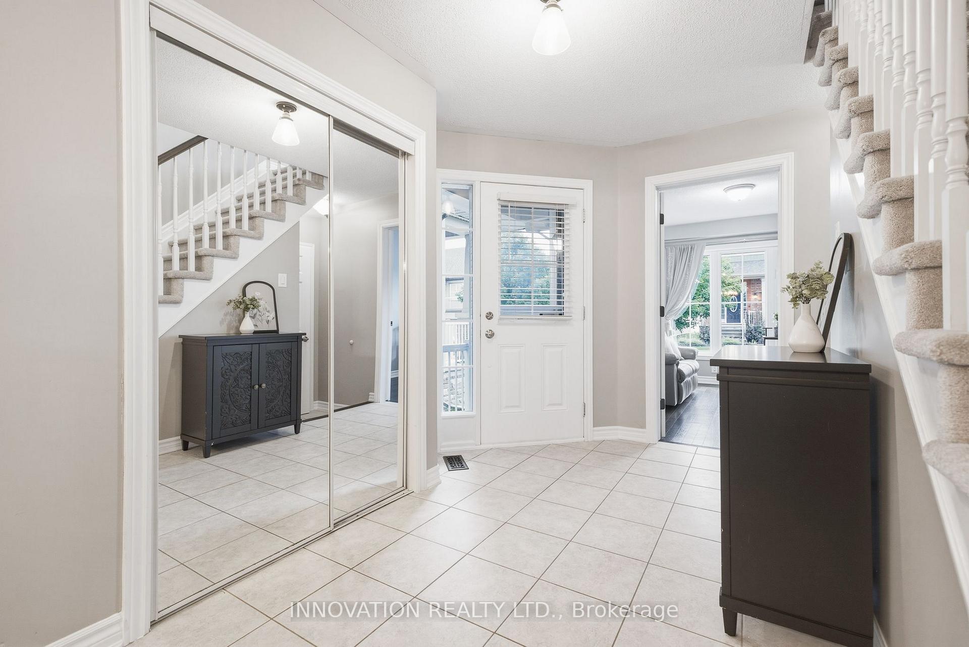 Photo 5 of 366 Meadowbreeze Drive, Ottawa, Kanata - Emerald Meadows/Trailwest — HOMEH