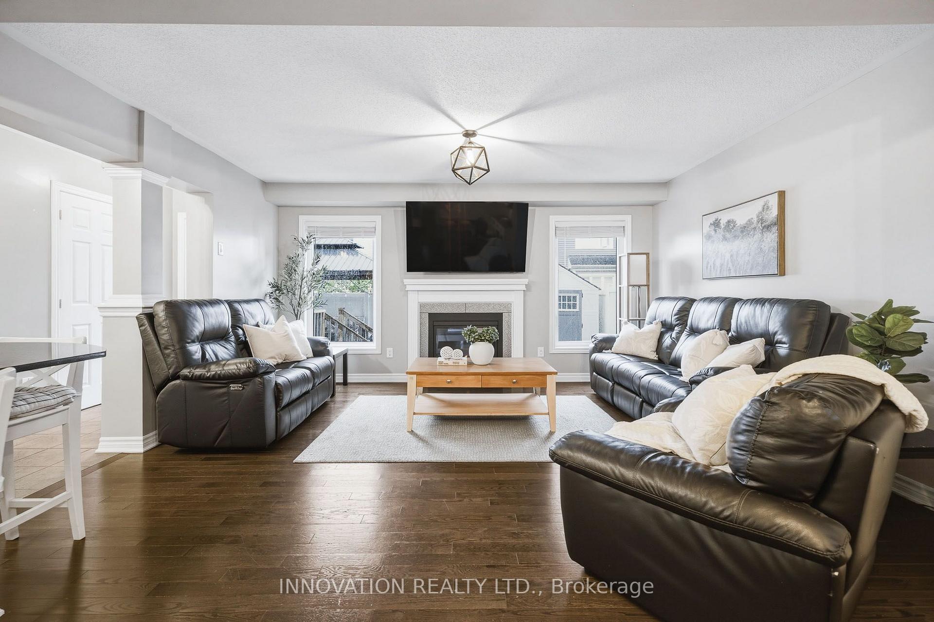 Photo 9 of 366 Meadowbreeze Drive, Ottawa, Kanata - Emerald Meadows/Trailwest — HOMEH