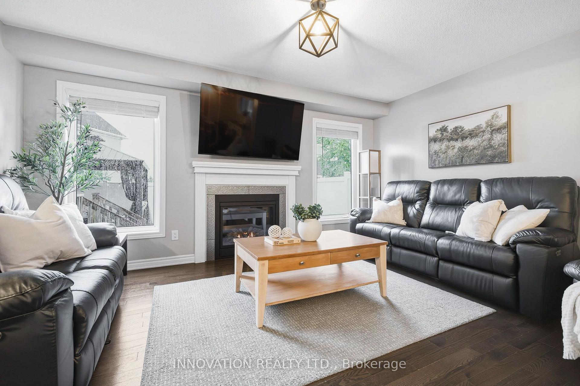 Photo 11 of 366 Meadowbreeze Drive, Ottawa, Kanata - Emerald Meadows/Trailwest — HOMEH