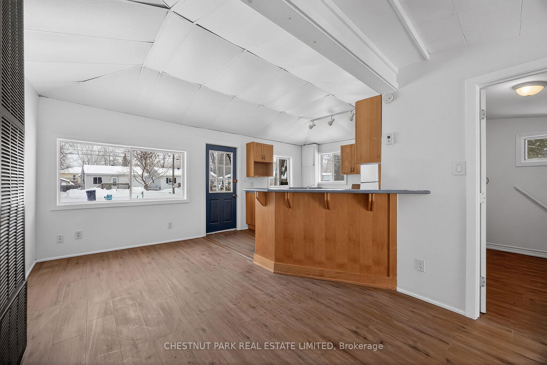 Photo 7 of 3410 Beachview Avenue, Severn, West Shore — HOMEH
