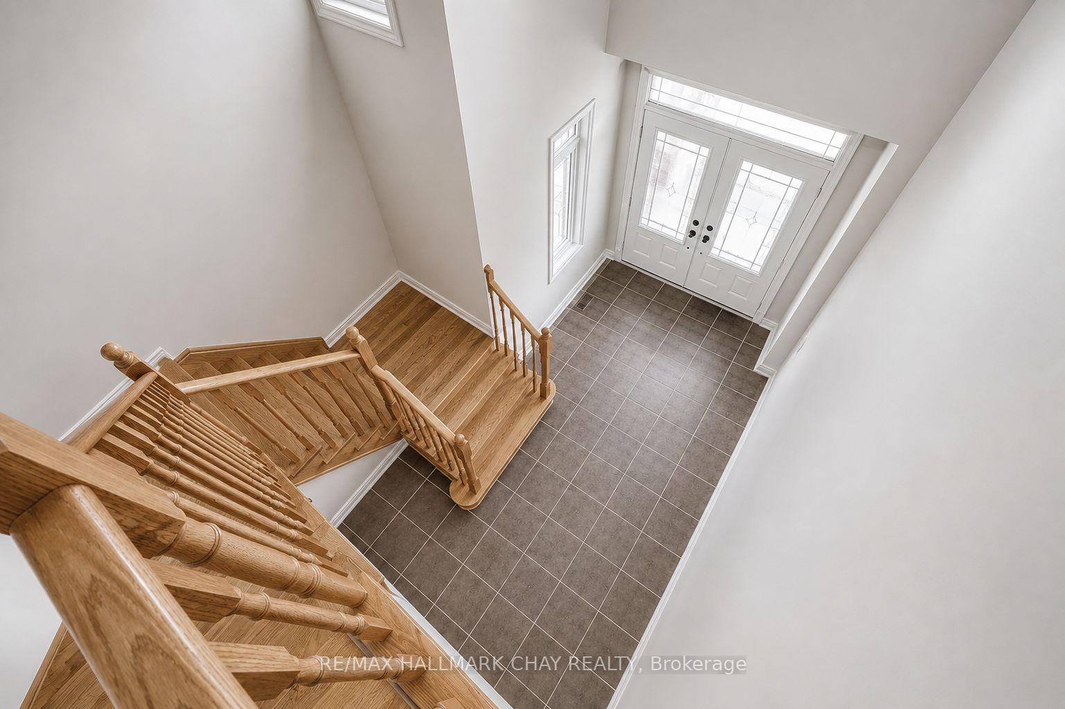 Photo 3 of 80 Treetops Boulevard, New Tecumseth, Rural New Tecumseth — HOMEH